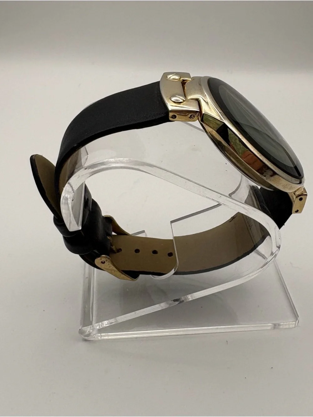 Charming Charlie Black & Gold Sleek Women’s Watch‎ New Battery Works!